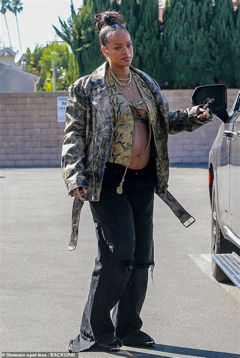 Rihanna S Lingerie Brand Savage X Fenty Is Working On An Ipo That Would Value The Company At