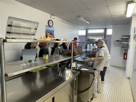 Visite de début dannée au collège Quentin de la Tour de Sains