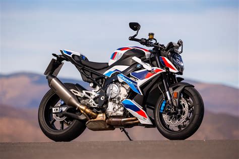 BMW M1000R 2023 PROVKÖRD