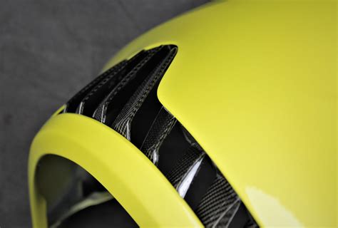 Lightweight Vented Fender M E Karbonius Composites