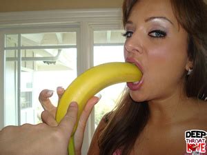 Best Deepthroat Hot Nika Suck And Fuck On XXX Dessert Picture