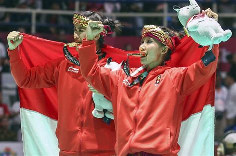 Terganggu Pemukul Gong Indonesia Tetap Raih Emas Kedua Pencak Silat