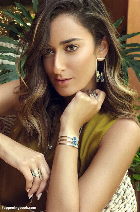 Amina Khalil Nude OnlyFans Leaks Fappening FappeningBook