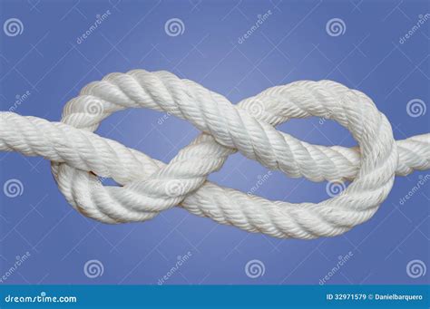 Figure Eight Knot Royalty Free Stock Images - Image: 32971579