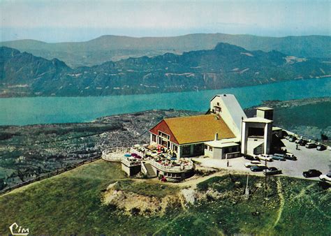 Le Mont Revard Vue A Rienne Gare Sup Rieure Et Terrasse Du Restaurant