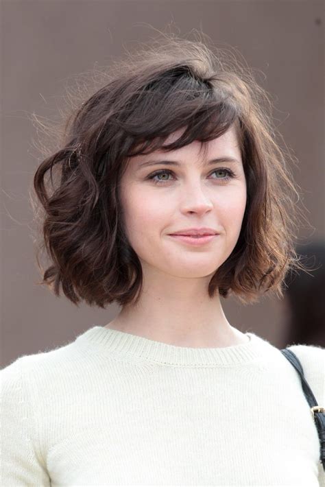 20 Cute And Fun Short Flip Hairstyles For Summer Romance
