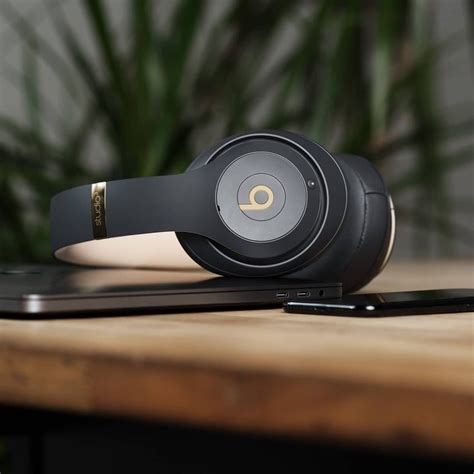 Beats Studio3 Wireless Review PCMag