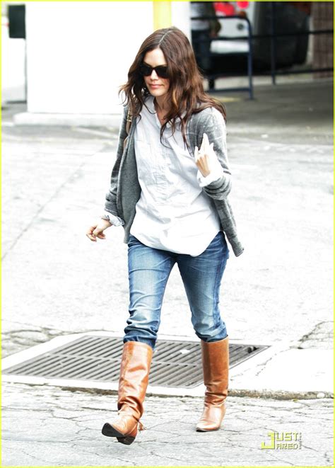 Rachel Bilson Is Brown Boot Beautiful Photo Rachel Bilson