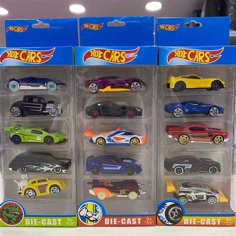 4 Carrinho De Ferro Estilo Hot Wheels Miniaturas Colecionáveis Hot Cars CAST Carrinho de