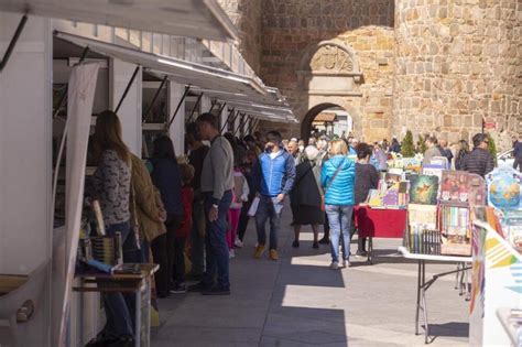 La Feria del Libro ofrece desde hoy una intensa actividad en Ávila