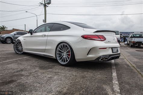 Mercedes-Benz C63s AMG Coupe W205 White Envizio CF-01 | Wheel Front