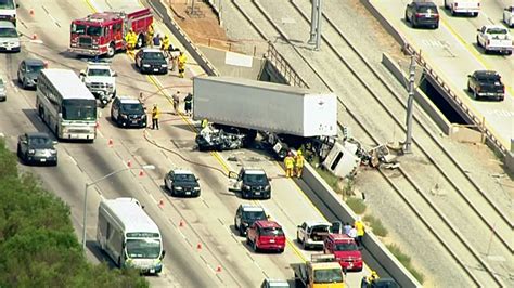 3 Hospitalized In Big Rig Crash That Shut Down Lanes Of 210 Freeway In Pasadena Nbc Los Angeles