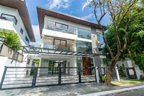 House For Sale New 5 Bedroom House And Lot In Hillsborough Alabang