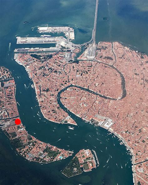 Giudecca Art District Opens With Flagship Exhibition Alongside Venice Biennale - Arts & Collections