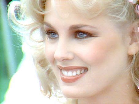 Death Photos of Celebrities 2013 : Dorothy Stratten Death Photos