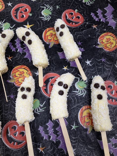 Fun Healthy Halloween Snacks - Momma On The MoveMomma On The Move