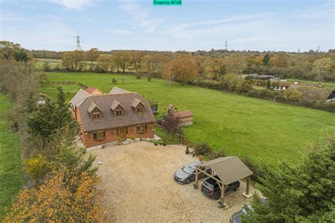 Chalk Street Rettendon Common 5 Bed Detached House £1 150 000