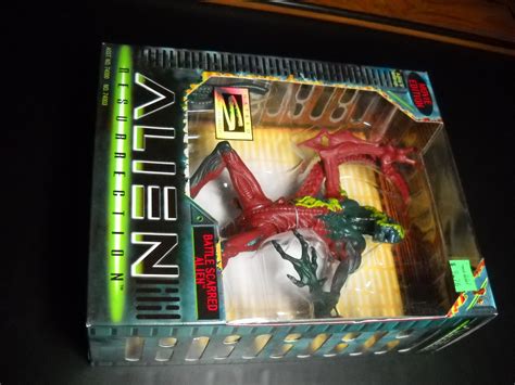 Kenner Hasbro Aliens Alien Resurrection Battle Scarred Alien Factory Sealed Box Action Figures