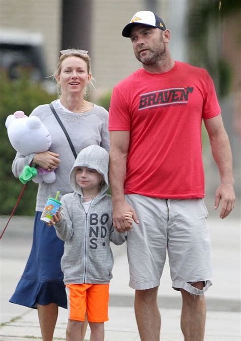 Naomi Watts & Family Walk Their Dog | Celeb Baby Laundry