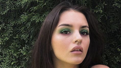 Россия участницу Pussy Riot Риту Флорес снова арестовали на 15 суток