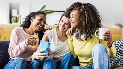 How To Create More Mindful Friendships