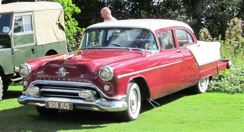 1954 Oldsmobile 88 - Information and photos - MOMENTcar