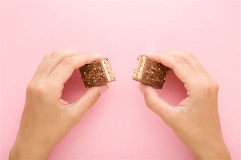 チョコレートを食べても太らない方法│ダイエット中の食べ方とは？ オーガニックフロー｜organic Flow