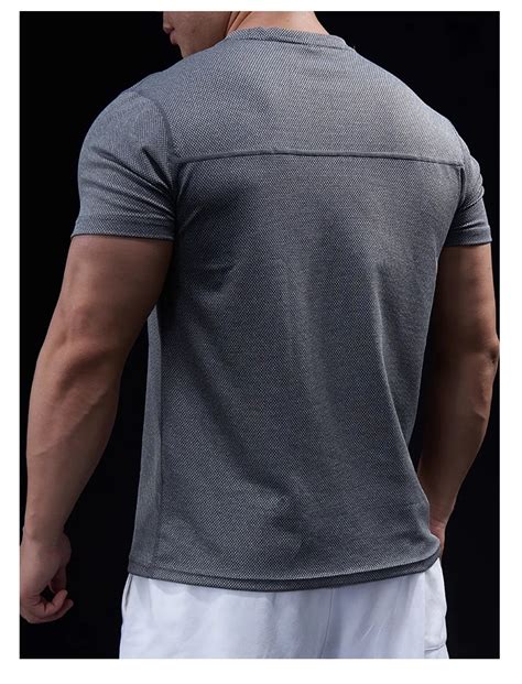 Dry Fit Short Sleeve Men's Fitness T Shirt - Men's Fitness Apparel, Men ...