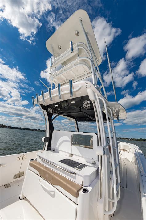 Edgewater 370cc 2022 Lorelei Hmy Yachts