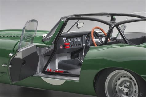 Autoart 73648 Jaguar E Type Lightweight 1 18 Modellauto 2015