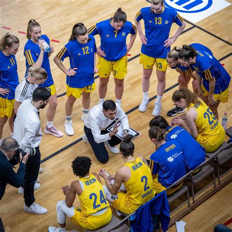 Playoff Premiere Albas Aufsteigerinnen Starten Am Samstag Beim Herner