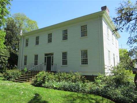 Offbeat Oregon Mcloughlin House Journeys From White House To