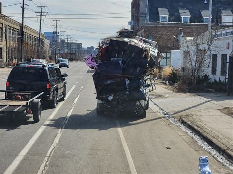 How do you know scrap process are up? : r/IdiotsInCars