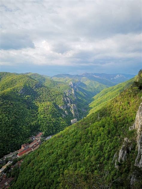 Prim Vara Aceasta Alege Un Sejur La Munte Pentru S N Tatea Ta Desprespa