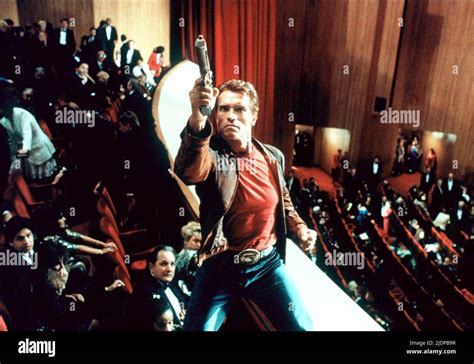 Arnold Schwarzenegger Last Action Hero 1993 Stock Photo Alamy