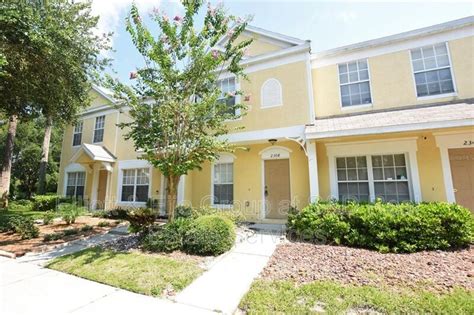 2308 Lake Woodberry Cir Brandon Fl 33510 Townhome Rentals In