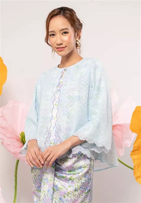 Buy Lubna Recycled Polyester Kurung Cape Kedah With Skirt Set