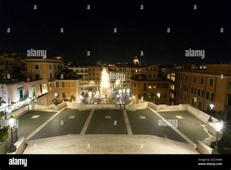 Spanish Steps night view, Rome landmark, Italy. Roma, Italia Stock ...