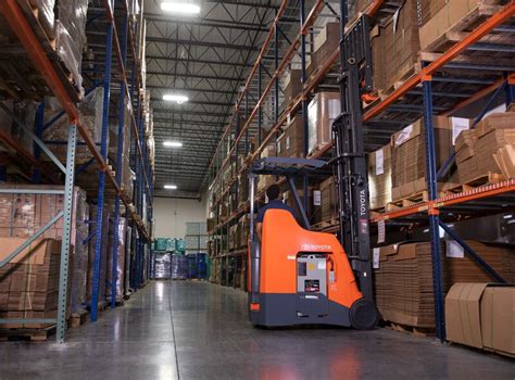 Should you Buy a Stand-Up Forklift? | Southeast Industrial Equipment Inc.