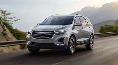 The Battle Of The Crossover Suvs The 2023 Chevy Equinox Vs The 2023