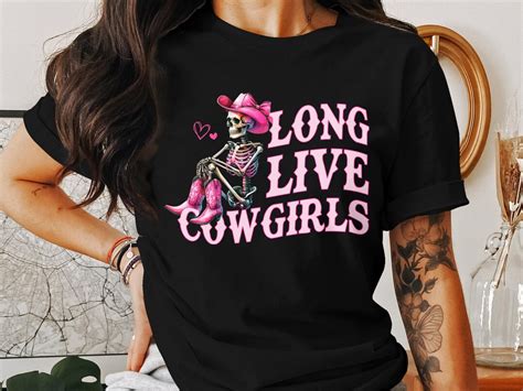 Long Live Cowgirls Shirt Coquette Cowgirl Tee Western Graphic Tee For Women Oversized