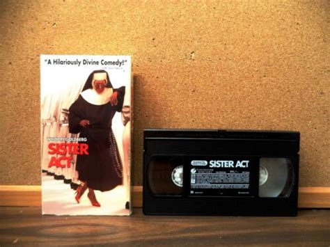 Sister Act Vhs 1992 Whoopi Goldberg Maggie Smith Kathy Najimy