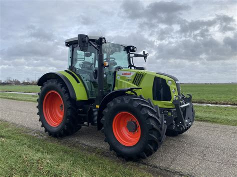 Claas Arion Stage V Van Den Berg Mechanisatie