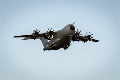 Primer Vuelo Del A400M De Las Fuerzas Armadas De Luxemburgo