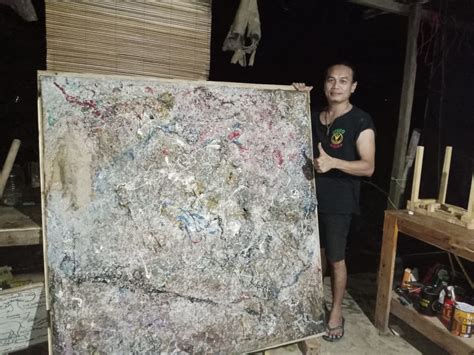 Ubah Sampah Menjadi Karya Eriq Zain Gunakan Plastik Jadi Seni Rupa