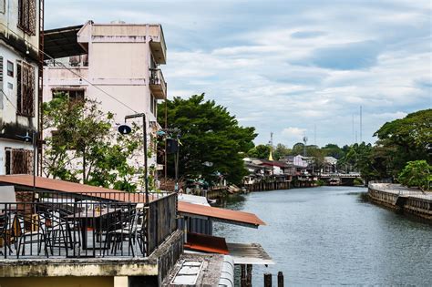 The Charm Of The Old Community By The Chanthaboon River THAILAND GO TH