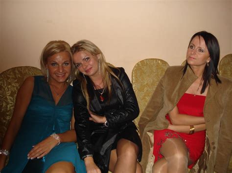 Amateur Pantyhose On Twitter Friends On The Couch In Pantyhose For