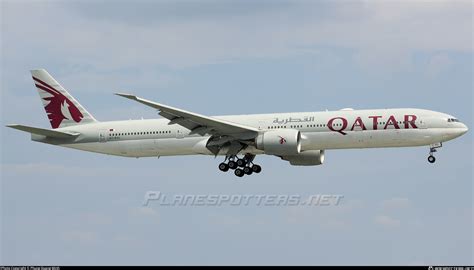 A Bal Qatar Airways Boeing Dzer Photo By Phung Quang Minh Id