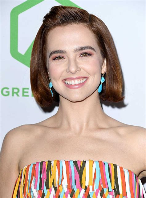 Zoey Deutch Attends The 31st Annual Producers Guild Awards In Los
