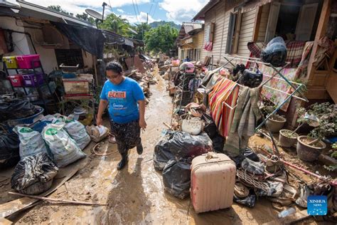 Death Toll From Malaysias Floods Rises To 17 Nearly 70 000 Displaced